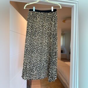 Leopard Good Hart maxi pleated skirt